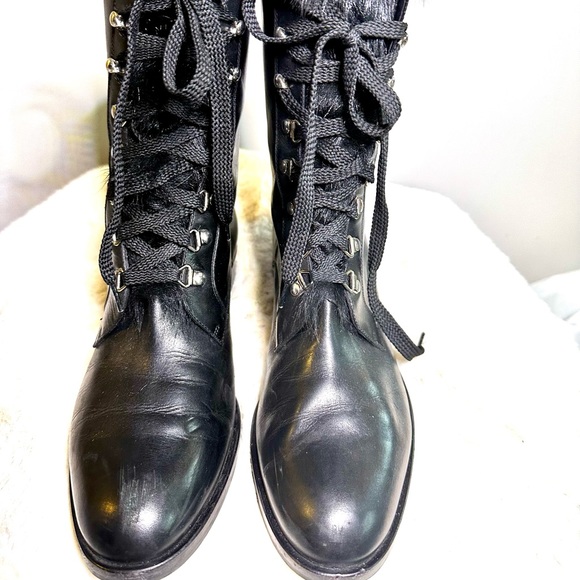 Beautiful Gianvito Rossi for Altuzarra leather lace up boots with fur accent - Picture 2 of 8